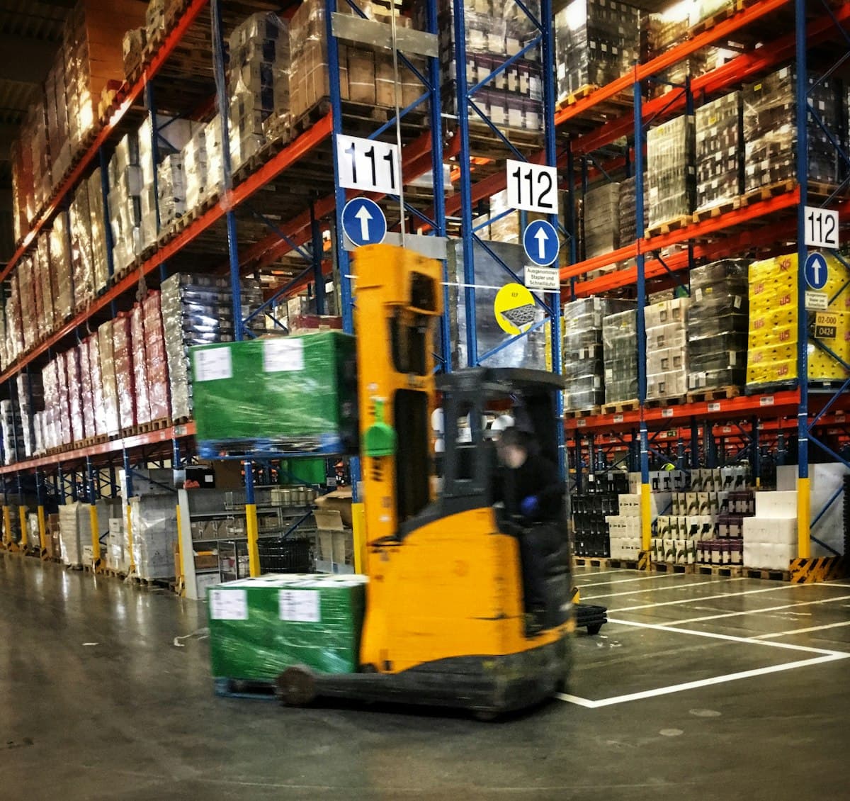 Electric Counterbalance Forklift — 2.5t
