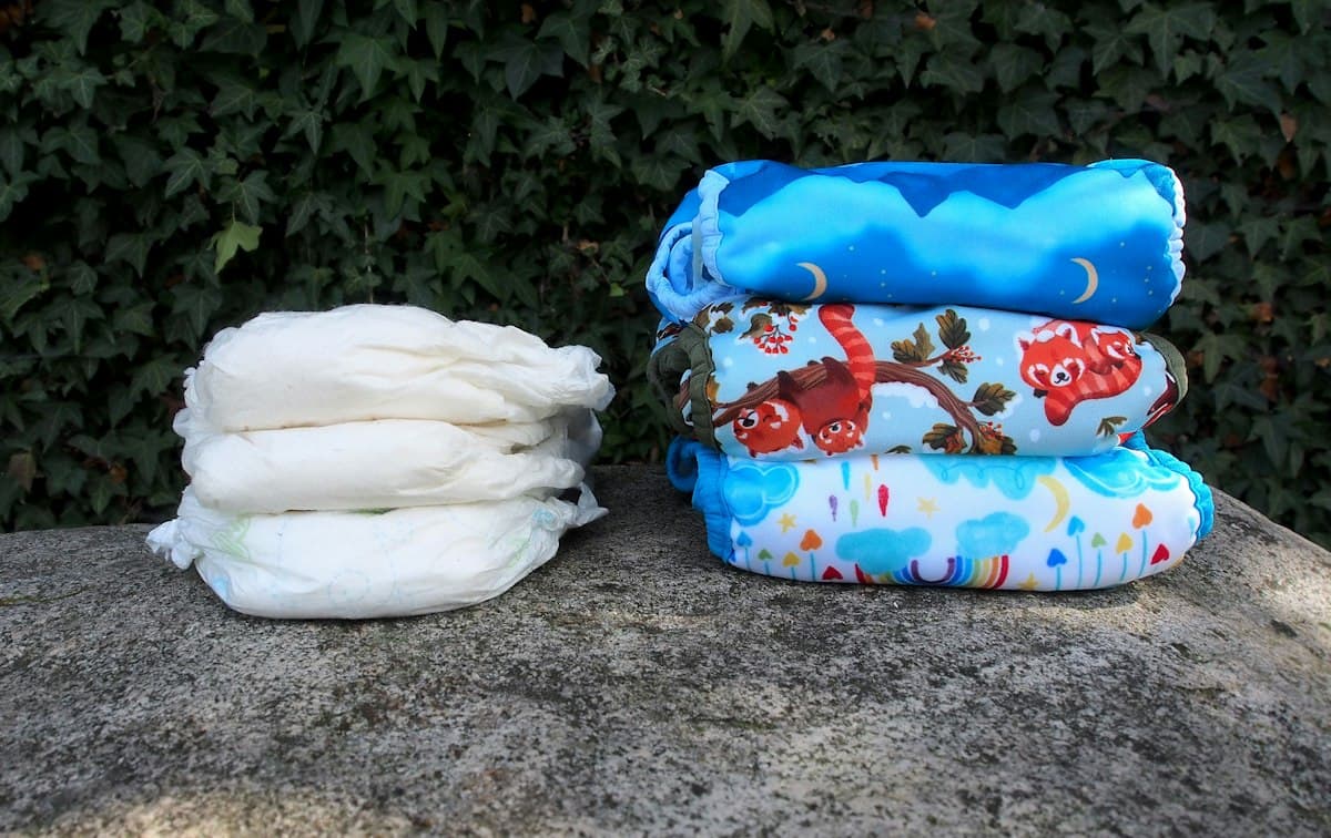 Couches Pampers Baby-Dry — Taille 4, boîte de 84